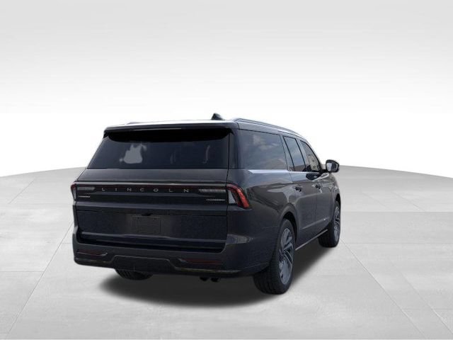 New 2026 Lincoln Navigator L Reserve AWD/4WD image 9