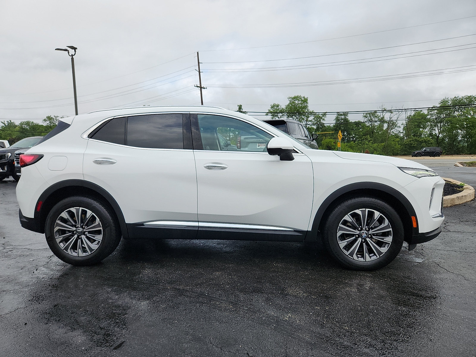 Used 2026 Buick Envision Preferred AWD/4WD image 7