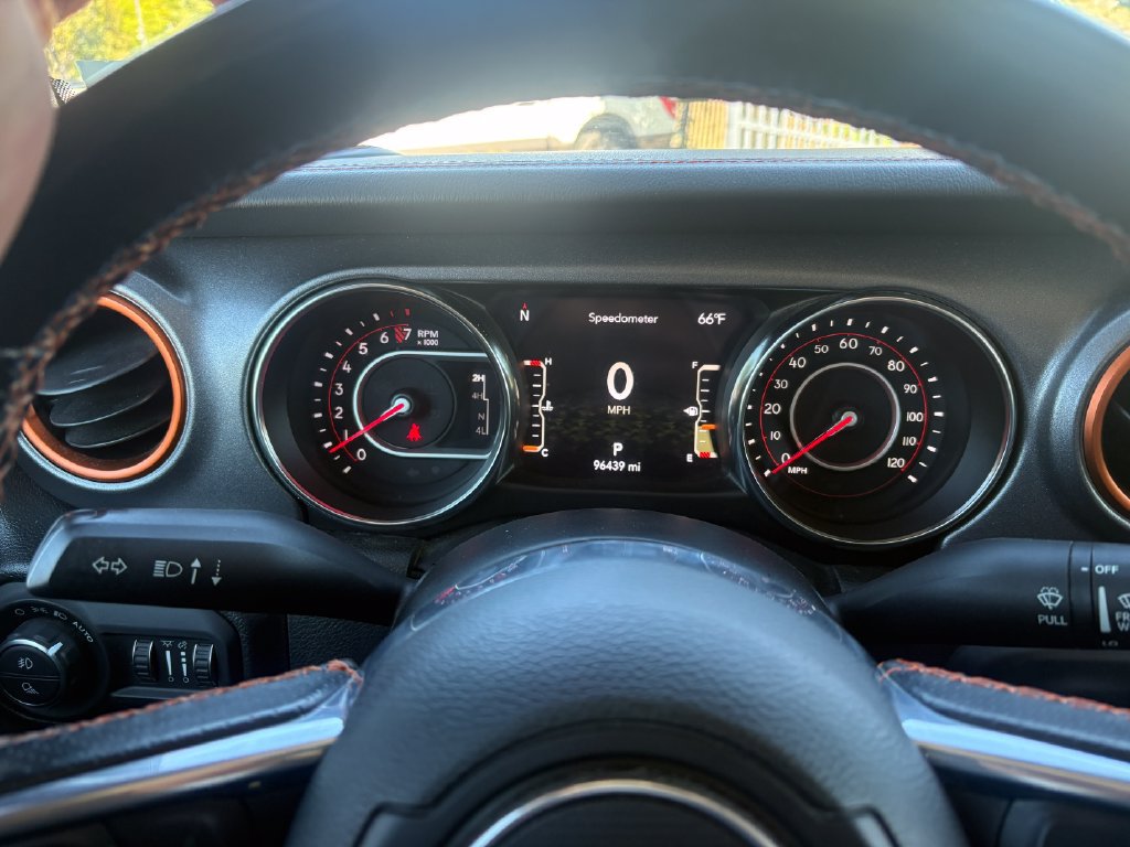 Used 2022 Jeep Gladiator Mojave w/ Cold Weather Group AWD/4WD image 4