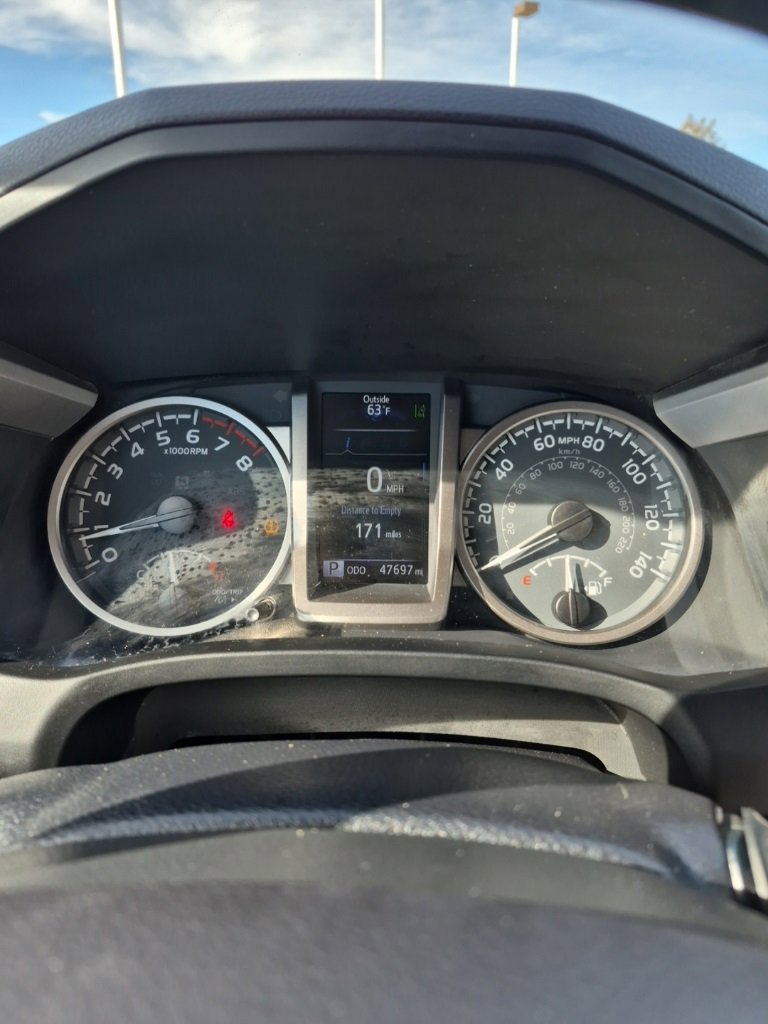 Used 2021 Toyota Tacoma 2WD Double Cab image 31