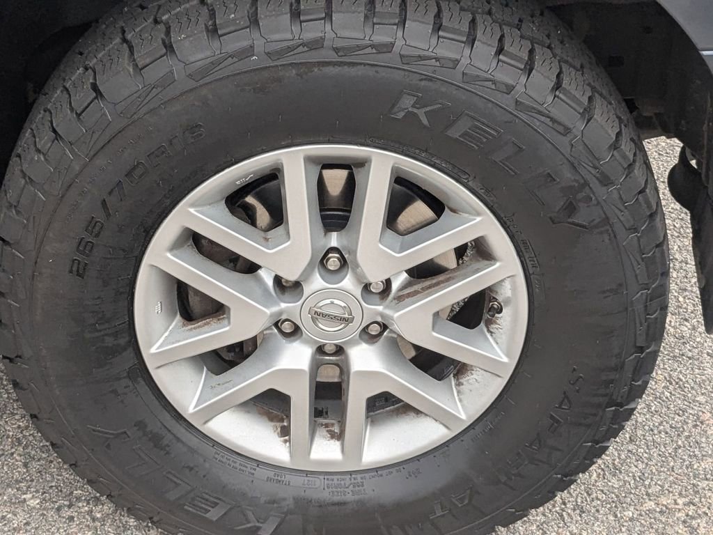 Used 2019 Nissan Frontier SV AWD/4WD image 14