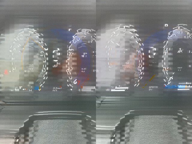 Used 2024 Jeep Grand Cherokee Limited image 11