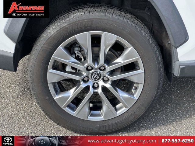 Used 2023 Toyota RAV4 XLE Premium AWD/4WD image 11