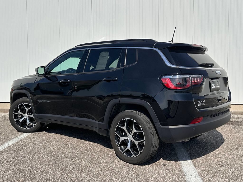 Used 2024 Jeep Compass Limited AWD/4WD image 5