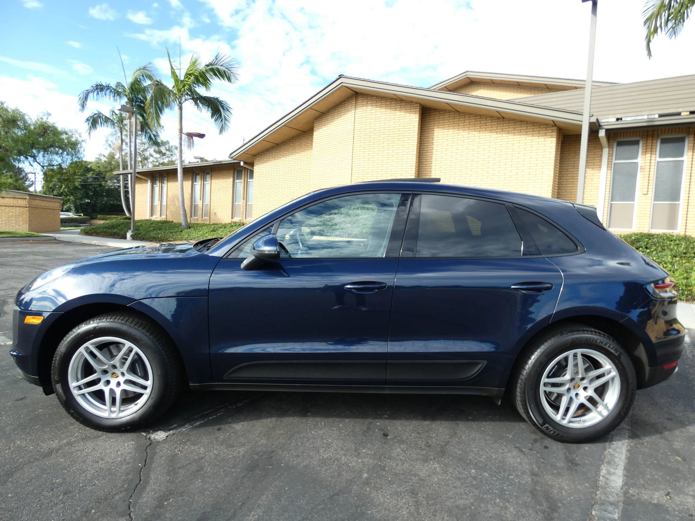 Used 2019 Porsche Macan image 14