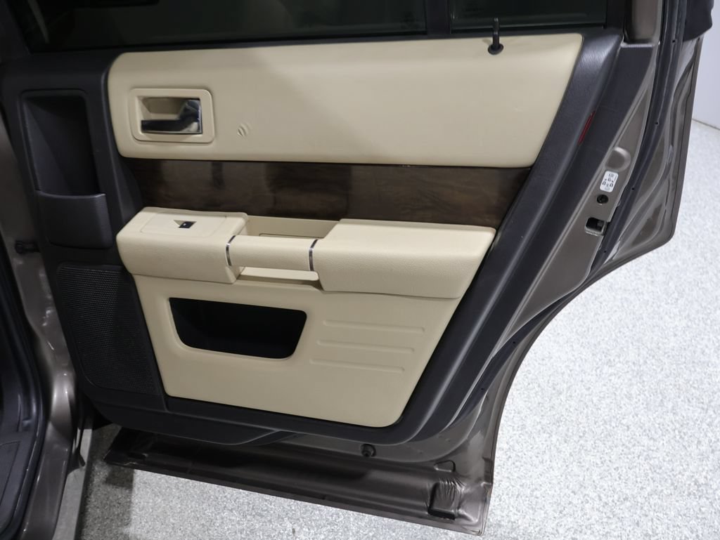 Used 2019 Ford Flex Limited w/ Equipment Group 303A AWD/4WD image 21