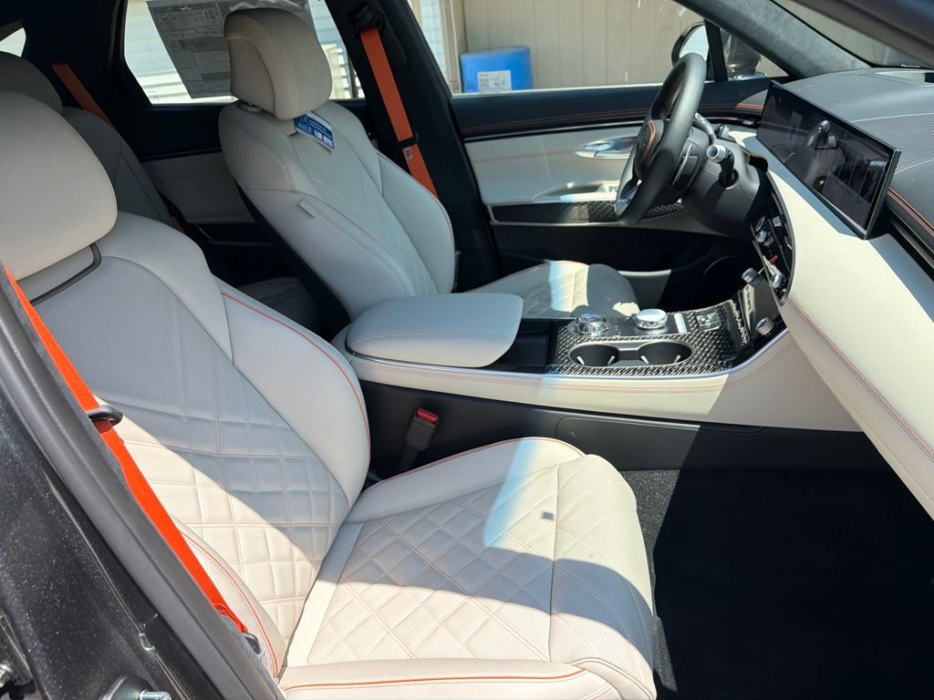 New 2026 Genesis GV70 3.5T Sport Prestige w/ G1 Accessory Package AWD/4WD image 20