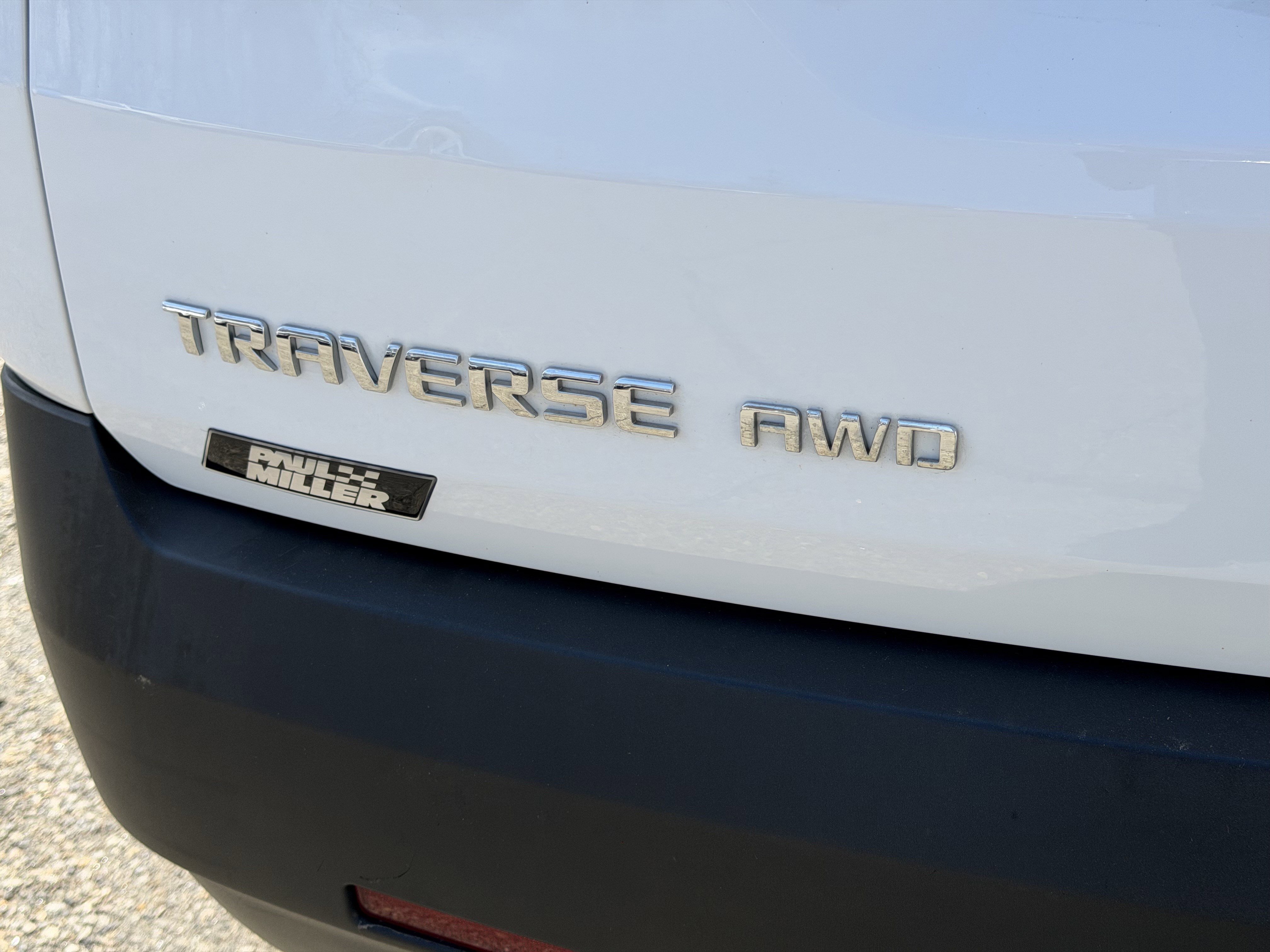 Used 2023 Chevrolet Traverse LT w/ LPO, Floor Liner Package AWD/4WD image 28