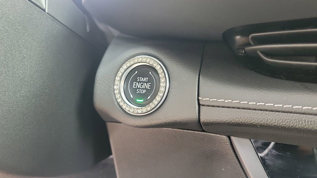 Certified 2022 Buick Envision Preferred FWD image 26