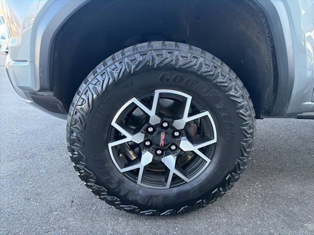 Used 2024 GMC Canyon AT4X image 4