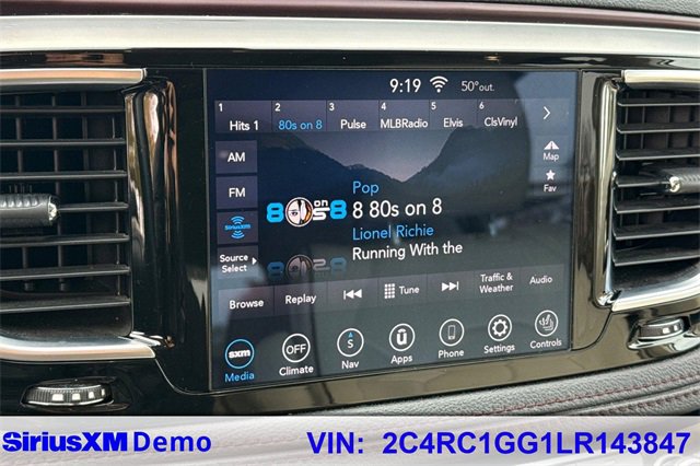 Used 2020 Chrysler Pacifica Limited image 37