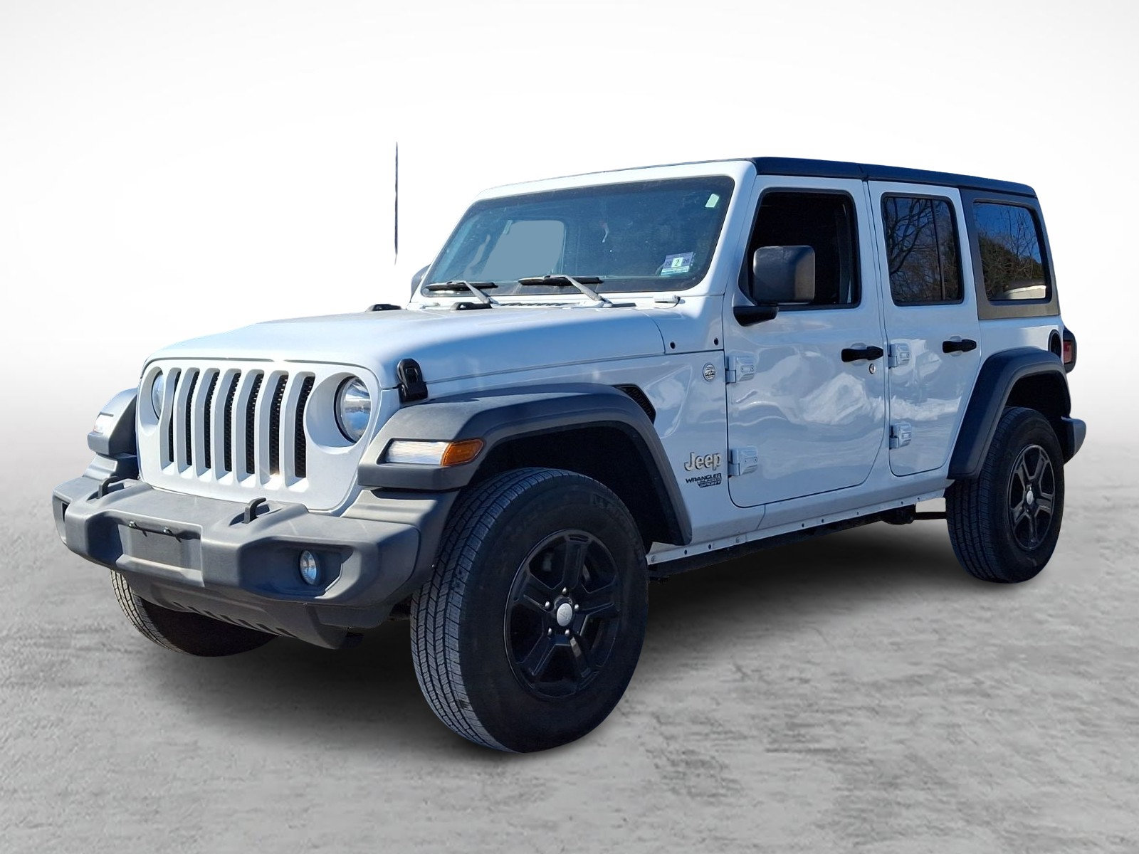 Used 2018 Jeep Wrangler Unlimited Sport S AWD/4WD image 3