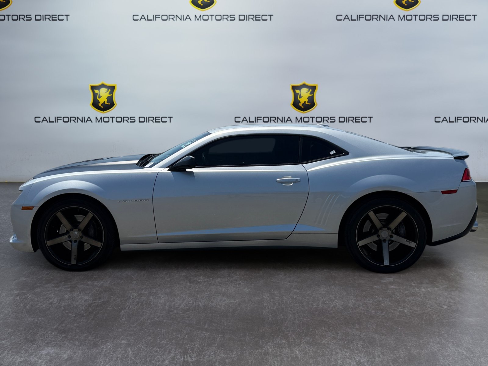 Used 2014 Chevrolet Camaro SS w/ RS Package RWD image 2