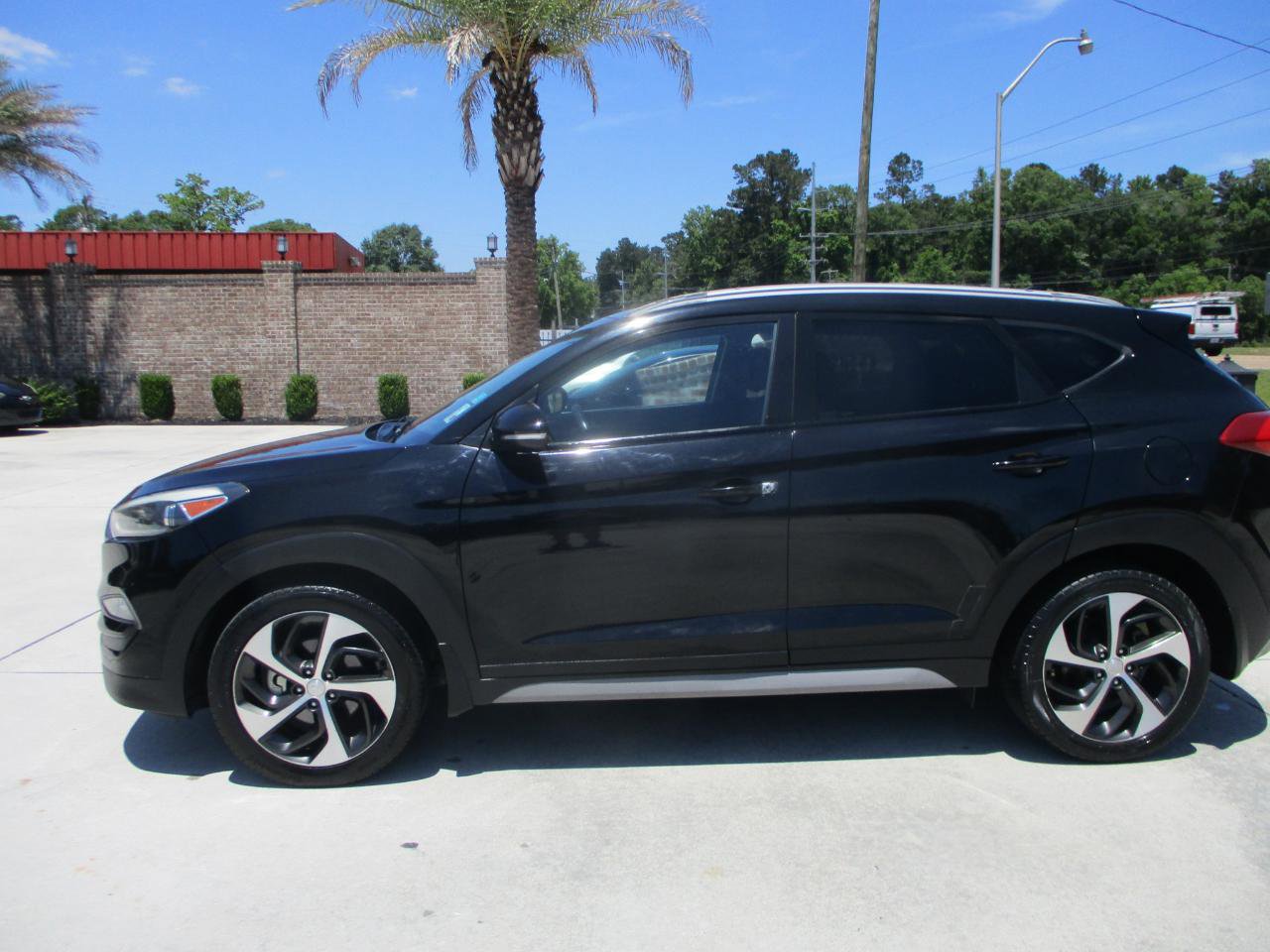 Used 2018 Hyundai Tucson Sport FWD image 21