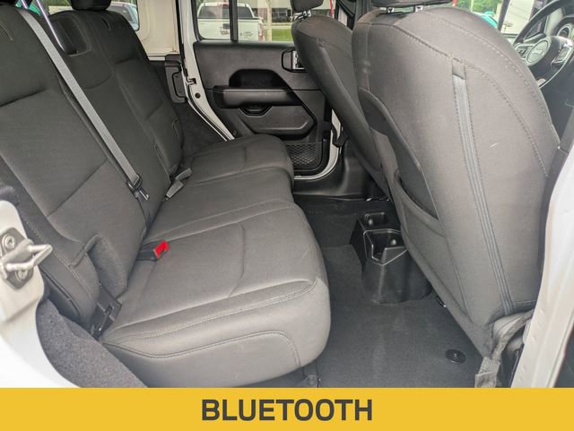 Used 2019 Jeep Wrangler Unlimited Sahara AWD/4WD image 24