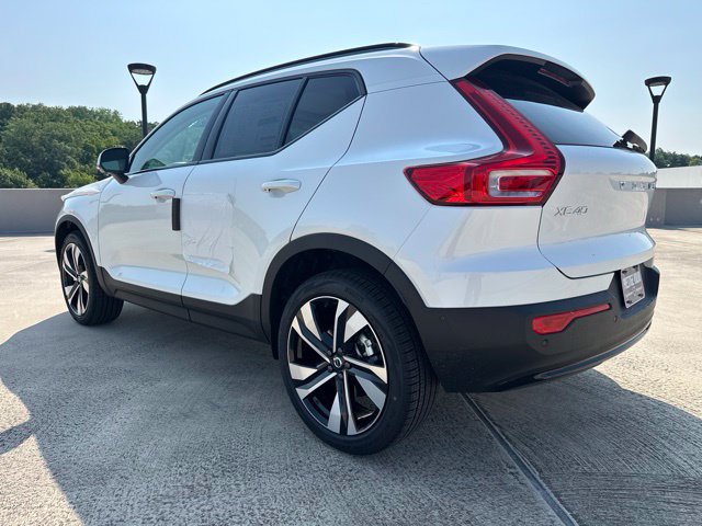 New 2026 Volvo XC40 B5 Ultra w/ Protection Package Premier AWD/4WD image 5