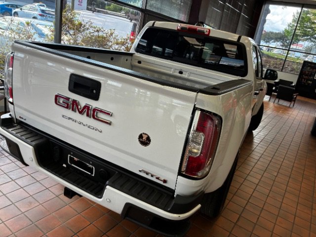 Used 2022 GMC Canyon AT4 AWD/4WD image 9