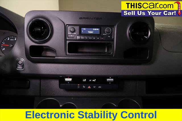 Used 2020 Mercedes-Benz Sprinter 2500 image 17