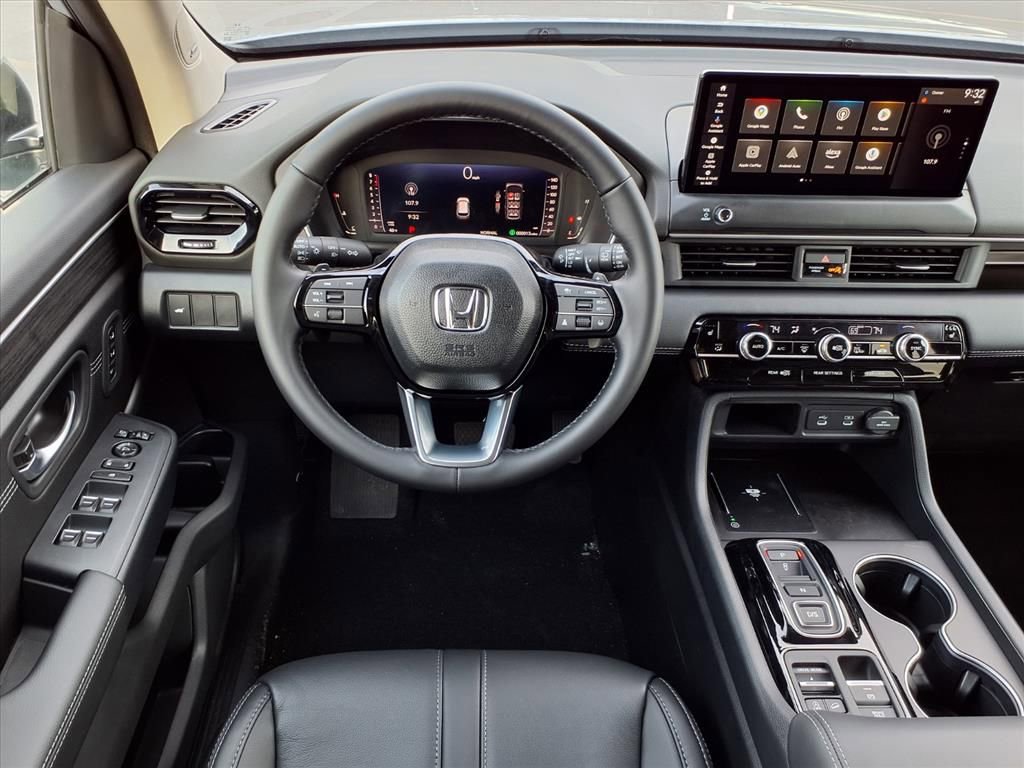 New 2026 Honda Pilot Touring image 14