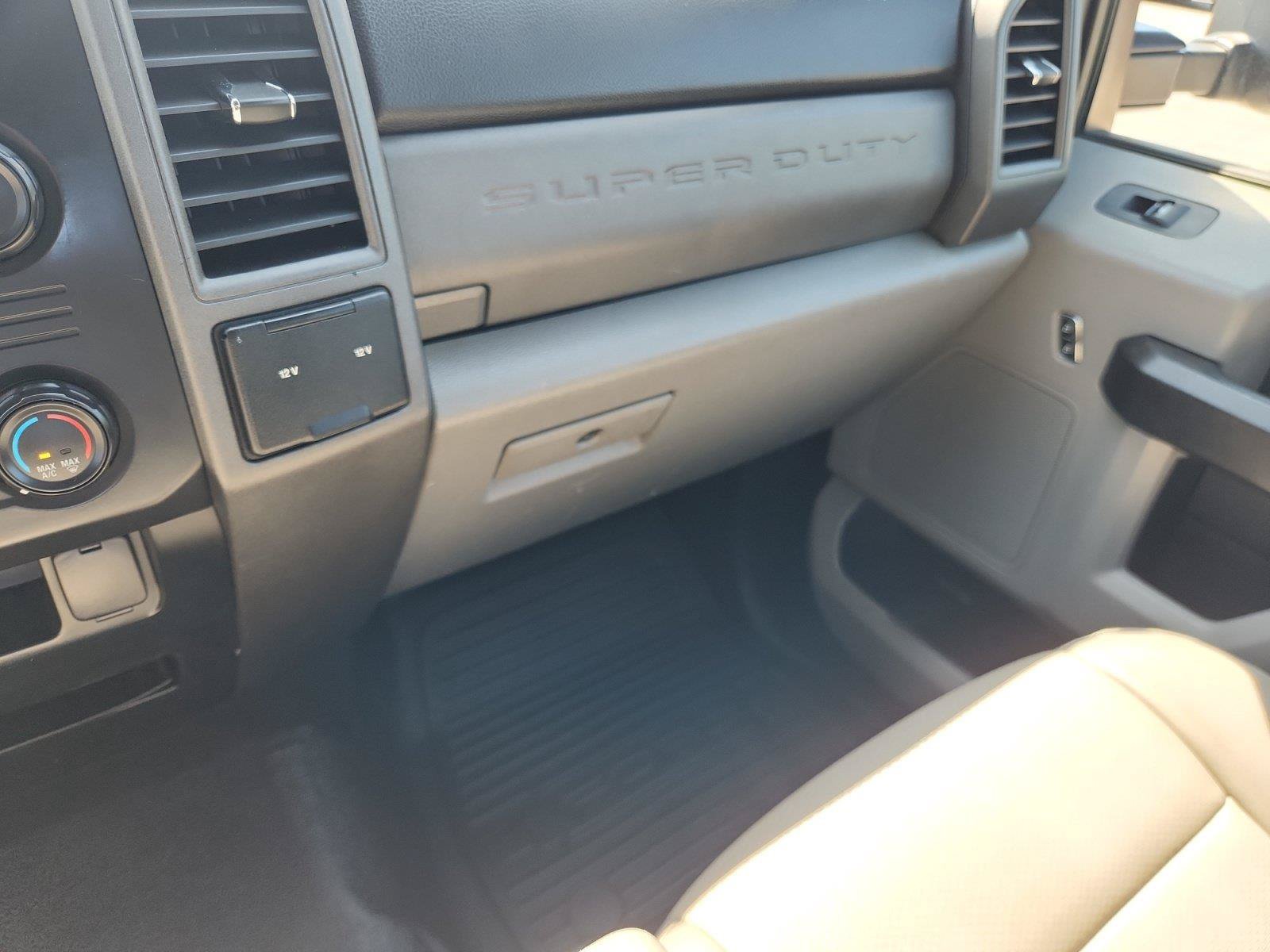 Used 2019 Ford F250 XL w/ Power Equipment Group AWD/4WD image 26