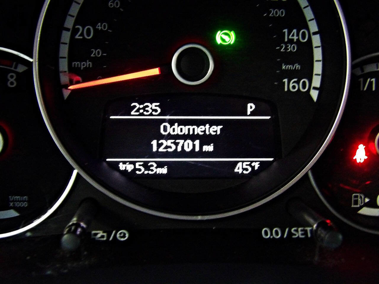 Used 2013 Volkswagen Beetle Turbo FWD image 12