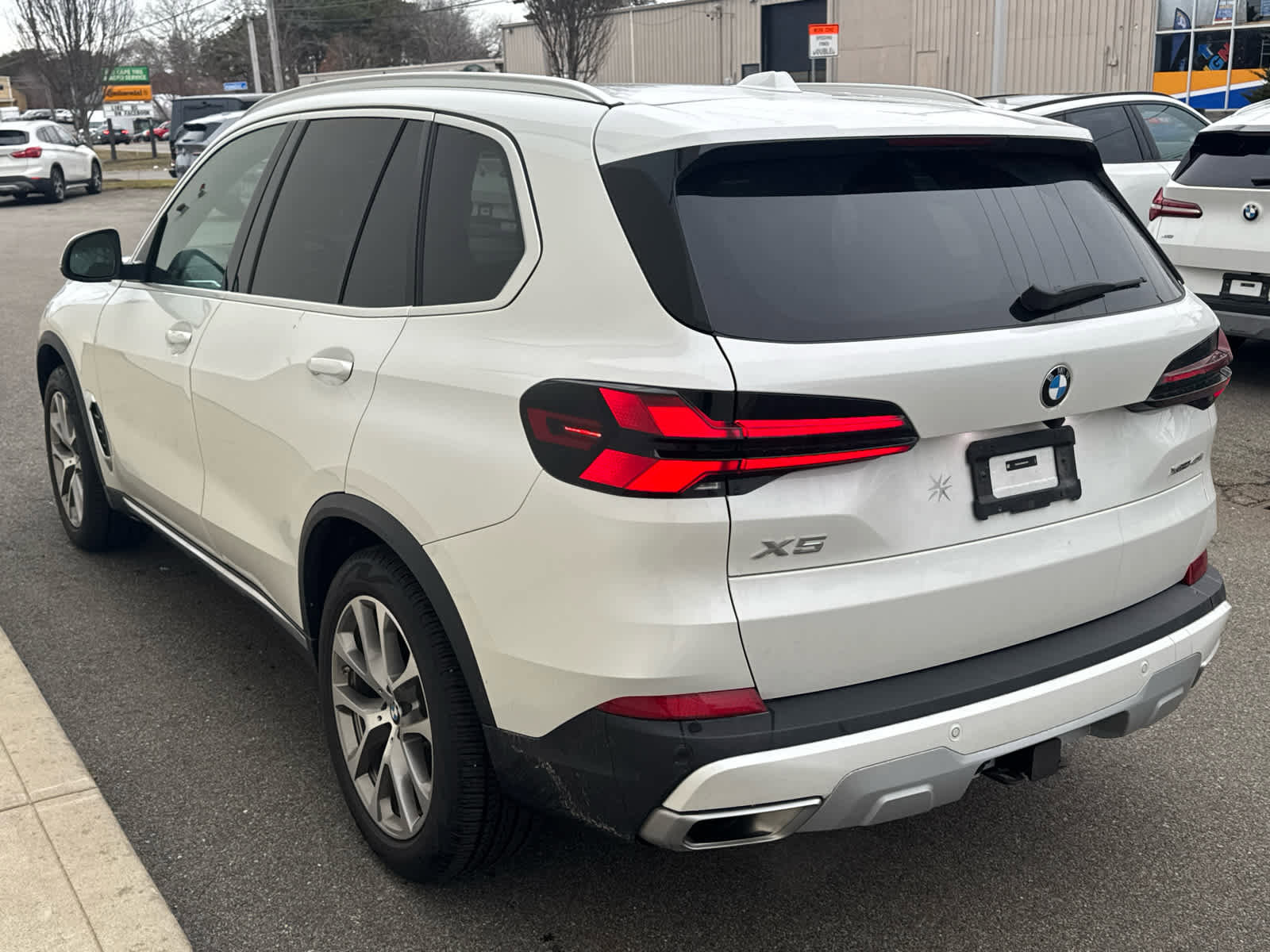 Certified 2024 BMW X5 xDrive40i w/ Executive Package image 6