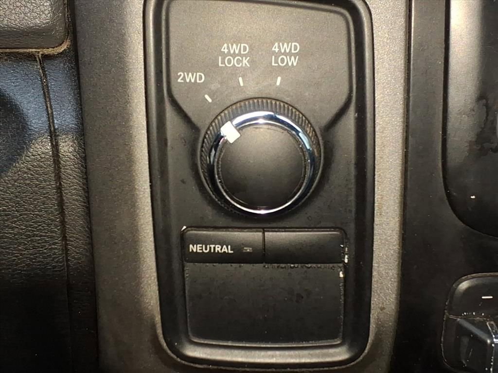 Used 2016 RAM 3500 Tradesman w/ Chrome Appearance Group image 16