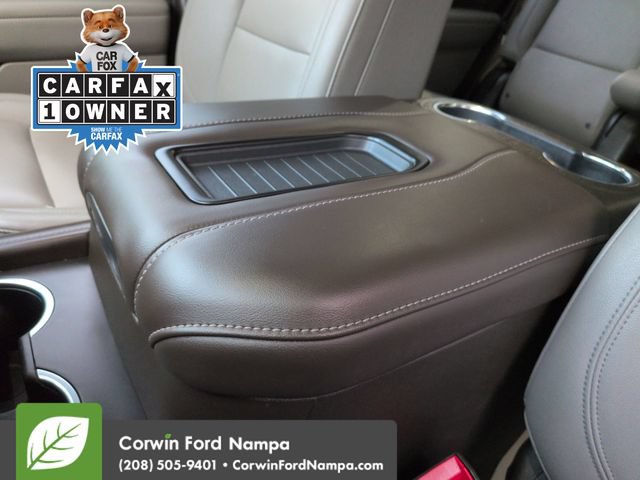 Used 2024 Chevrolet Tahoe Z71 w/ Luxury Package AWD/4WD image 19