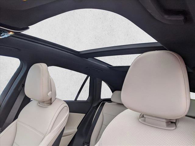 Used 2026 Mercedes-Benz GLC 300 4MATIC image 14