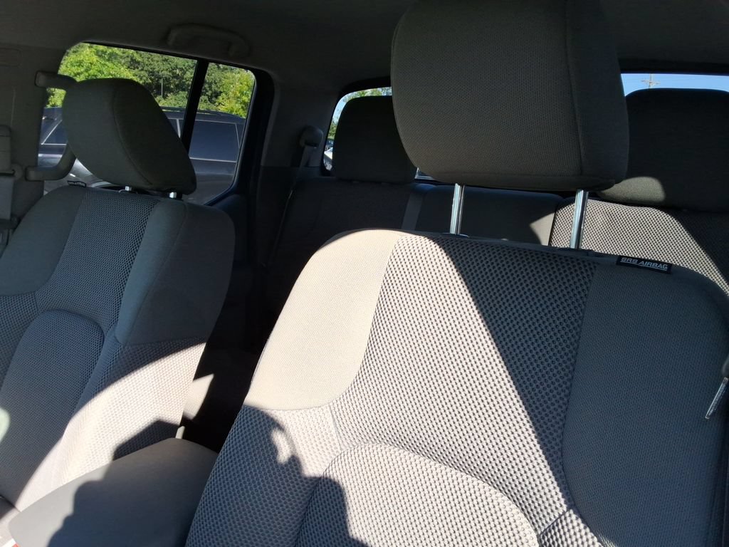 Used 2021 Nissan Frontier SV RWD image 23