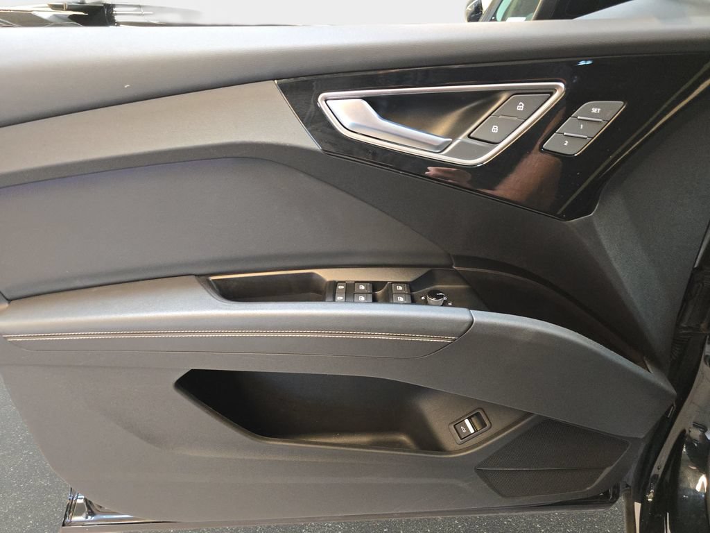 Certified 2023 Audi Q4 e-tron Premium Plus RWD image 21