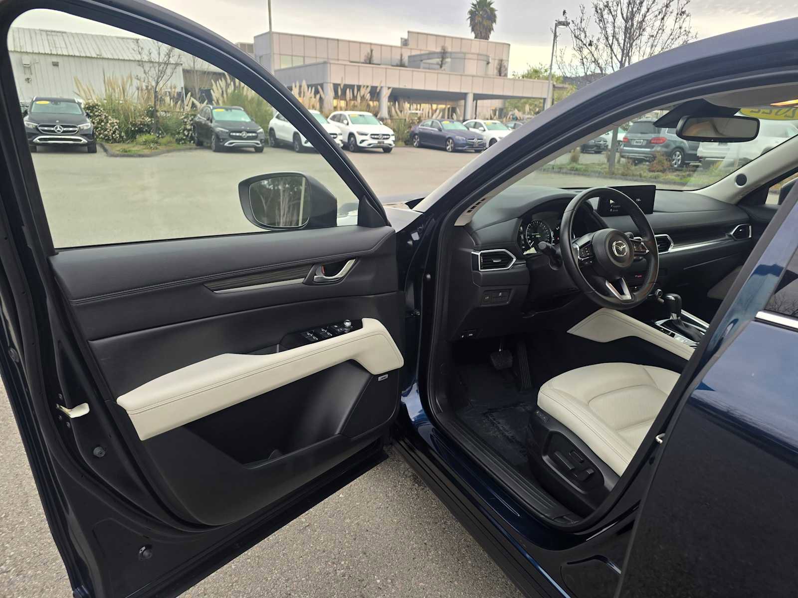 Used 2022 MAZDA CX-5 AWD 2.5 S w/ Premium Package image 21