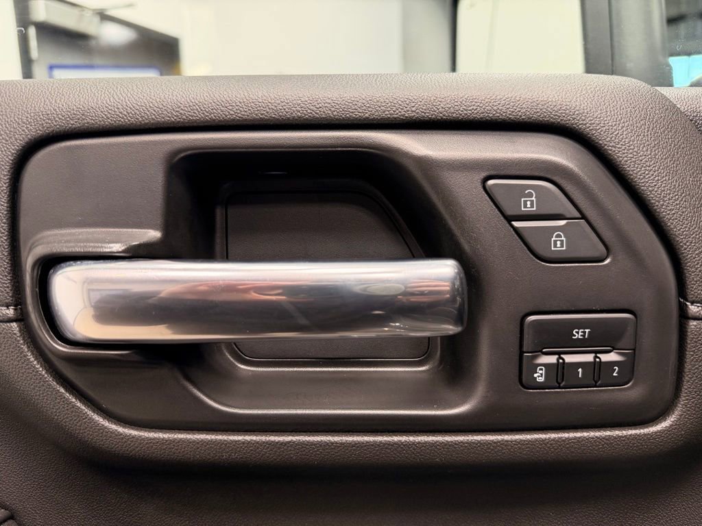 Used 2023 GMC Sierra 2500 Denali image 27