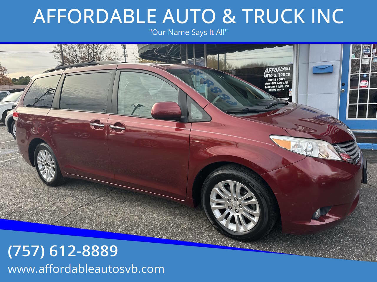 Used 2011 Toyota Sienna XLE image 1