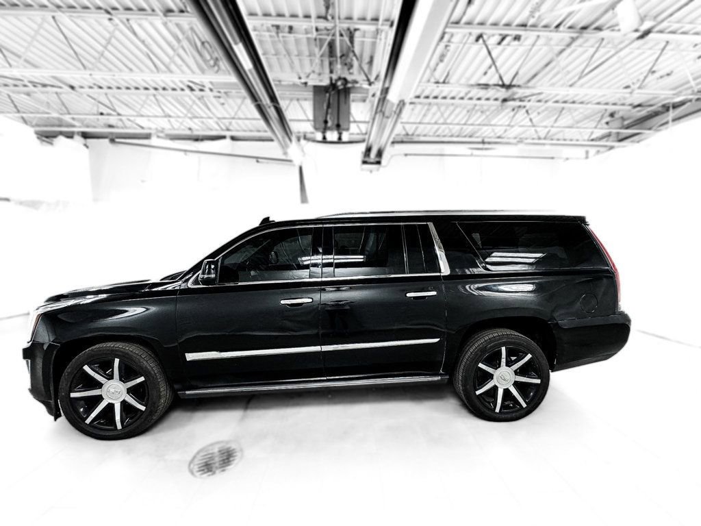Used 2016 Cadillac Escalade ESV Premium AWD/4WD image 3