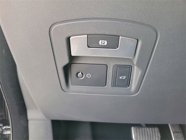 Used 2020 Land Rover Range Rover Velar SV Autobiography Dynamic image 21