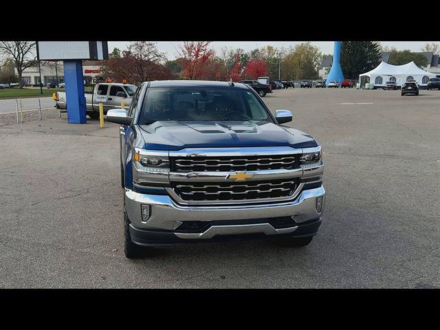 Used 2018 Chevrolet Silverado 1500 LTZ w/ Sport Package AWD/4WD image 31