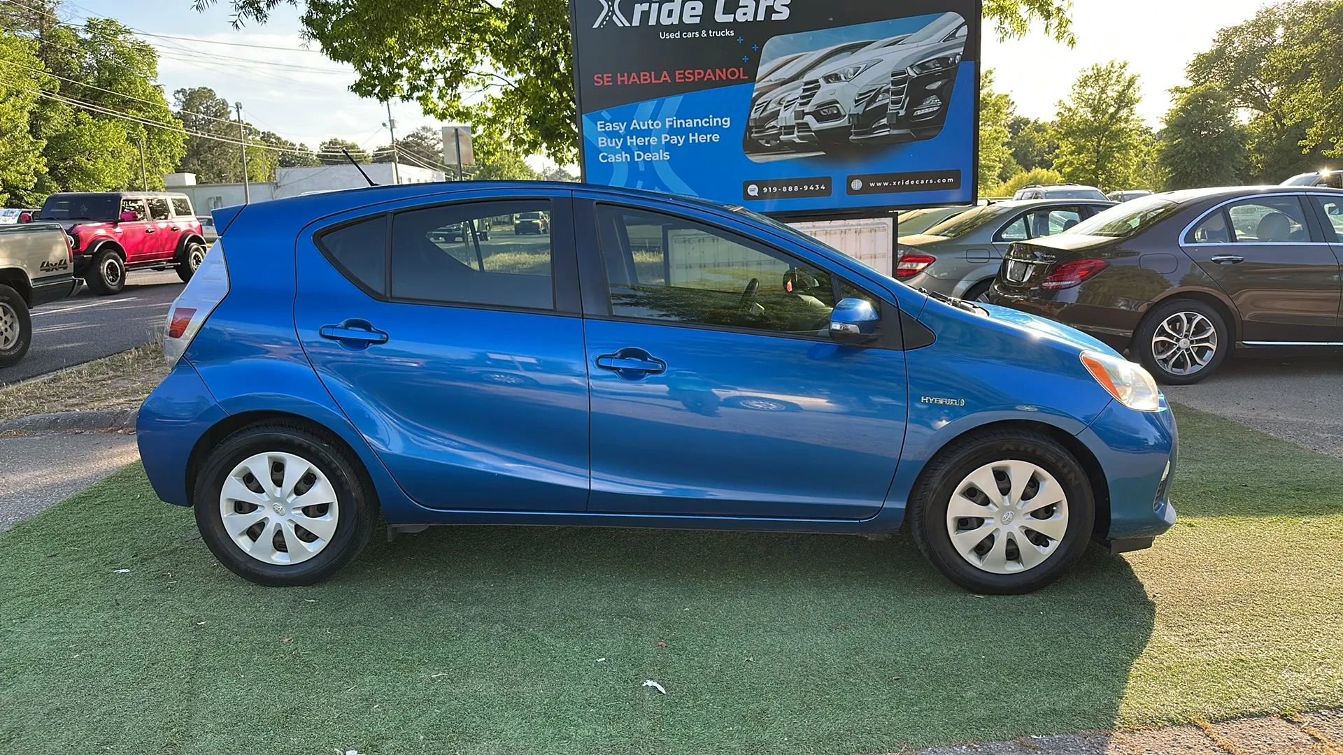 Used 2013 Toyota Prius C Two FWD image 8
