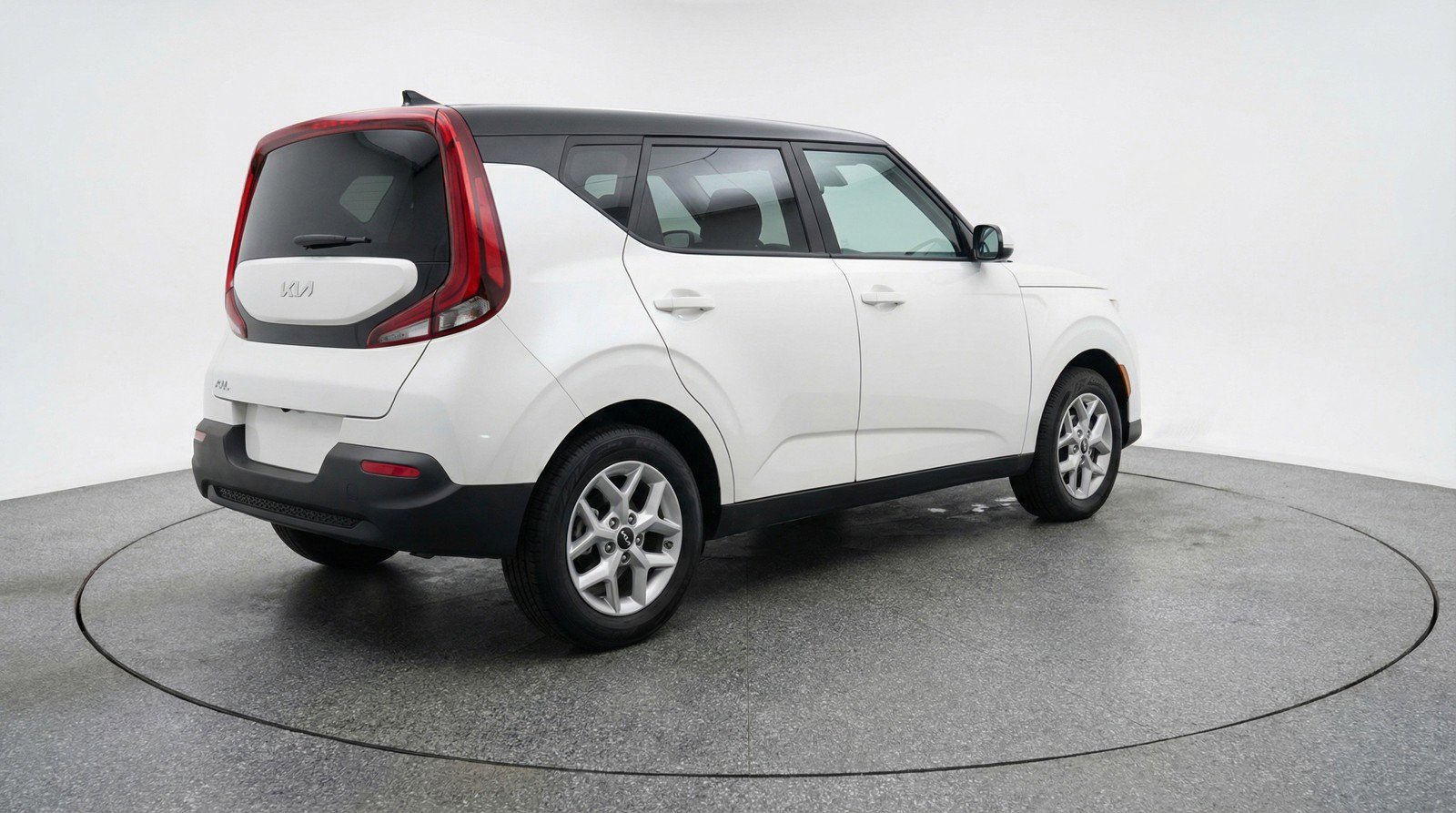 Used 2025 Kia Soul LX w/ LX Technology Package image 9