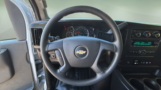 Used 2025 Chevrolet Express 2500 w/ Driver Convenience Package RWD image 17