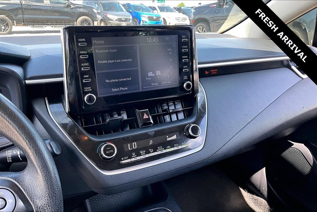 Used 2020 Toyota Corolla LE FWD image 16