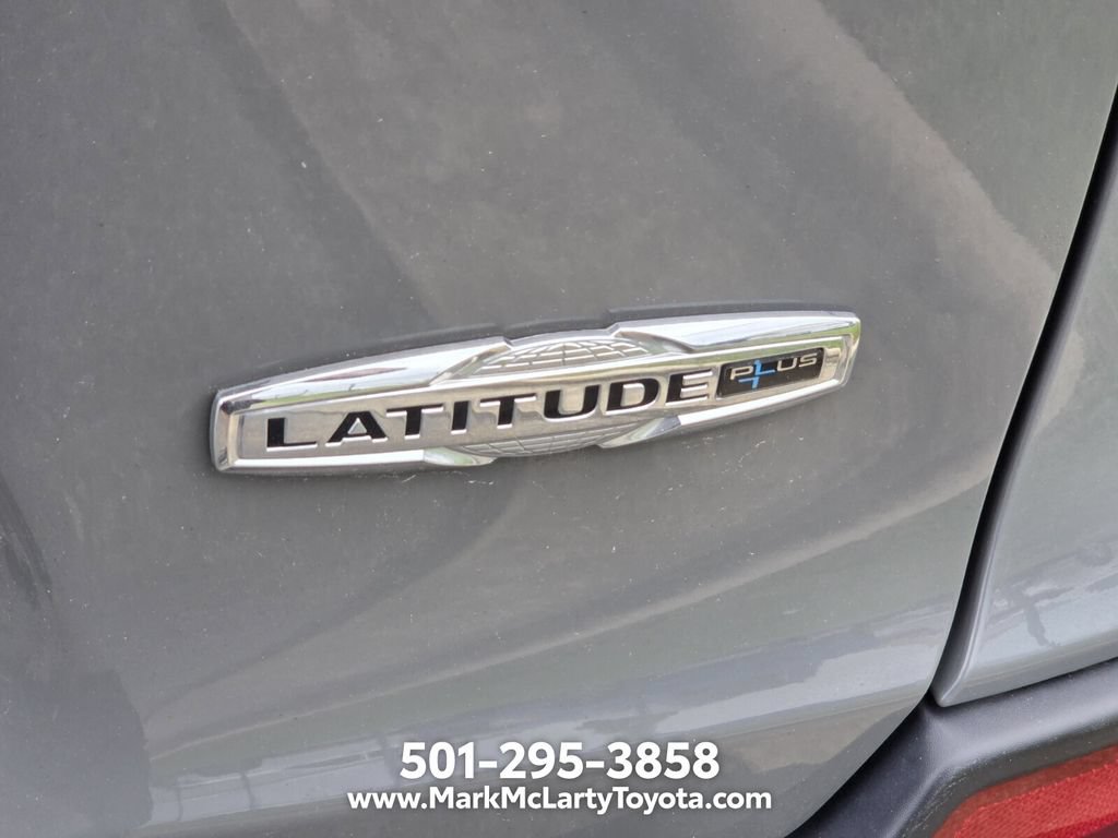 Used 2020 Jeep Cherokee Latitude Plus FWD image 10