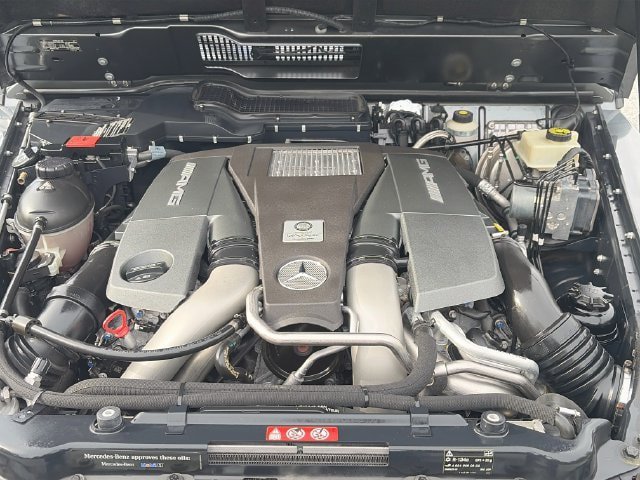 Used 2016 Mercedes-Benz G 63 AMG 4MATIC image 32