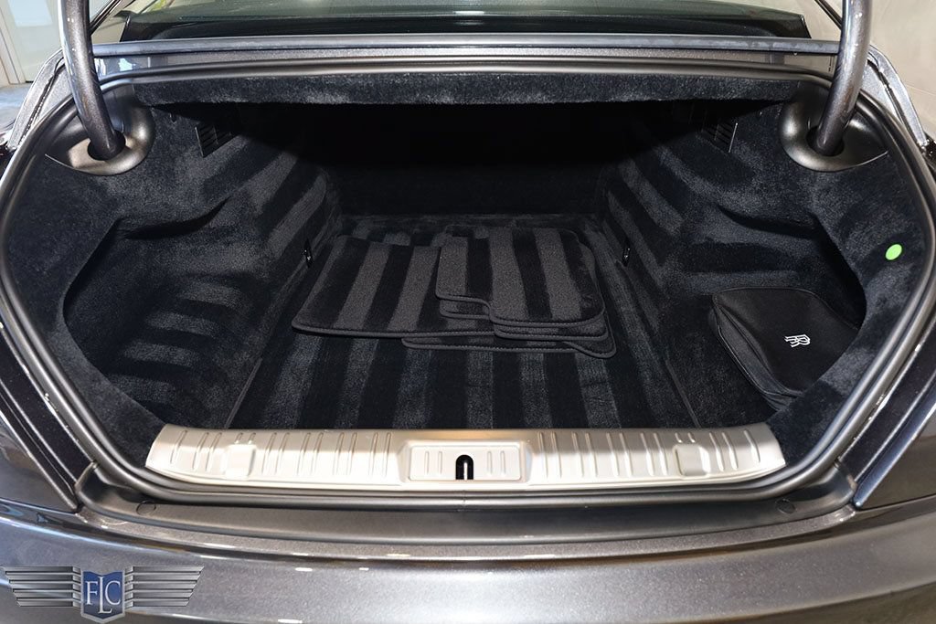 Used 2019 Rolls-Royce Wraith RWD image 35