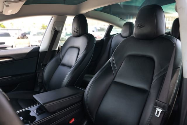 Used 2022 Tesla Model 3 RWD image 9