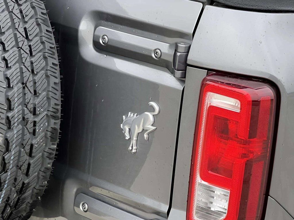 Used 2022 Ford Bronco Big Bend image 9