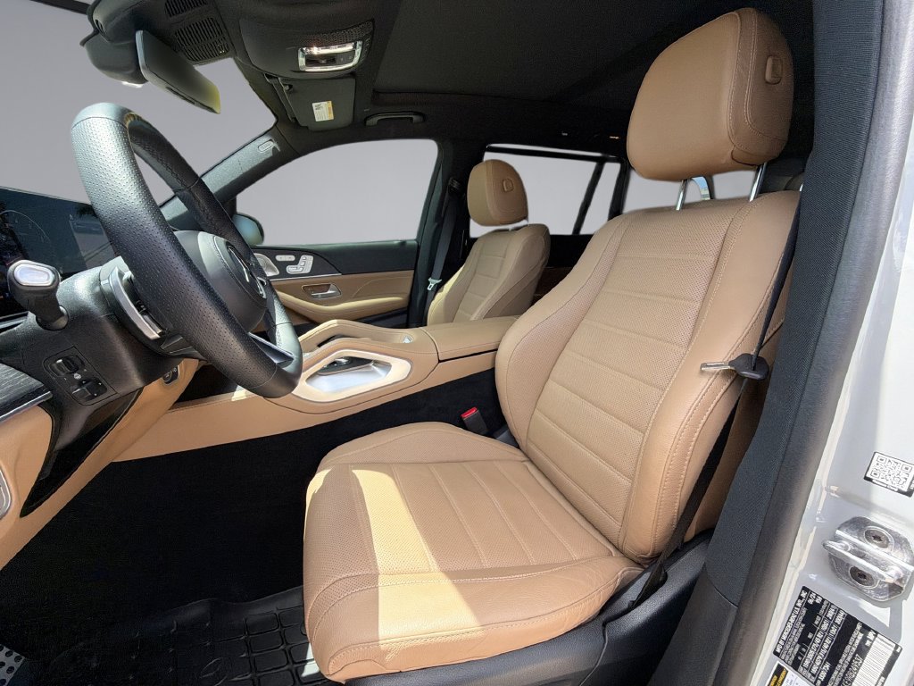 Used 2024 Mercedes-Benz GLS 450 4MATIC image 30