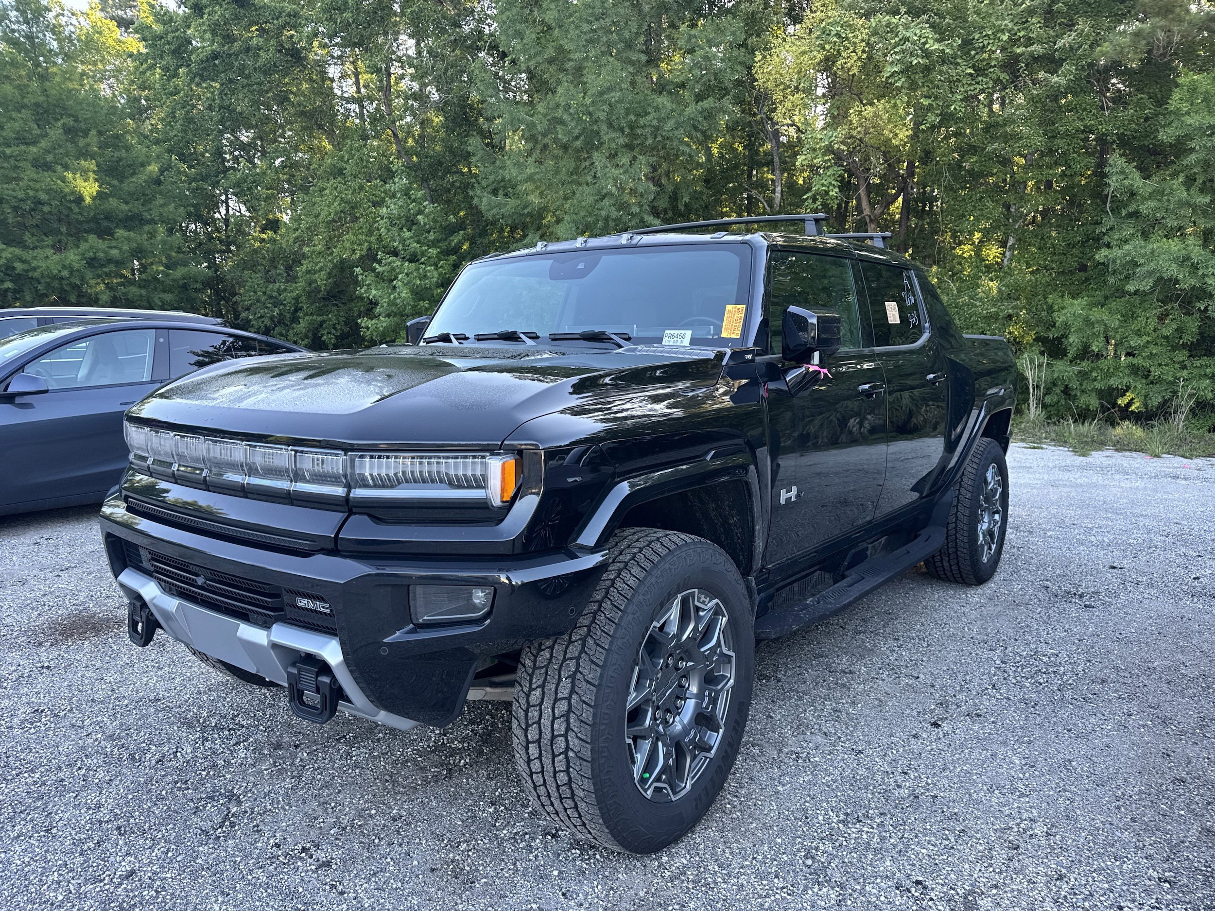Used 2025 GMC Hummer EV 3X w/ LPO, Roof Cross Rail Package AWD/4WD image 1