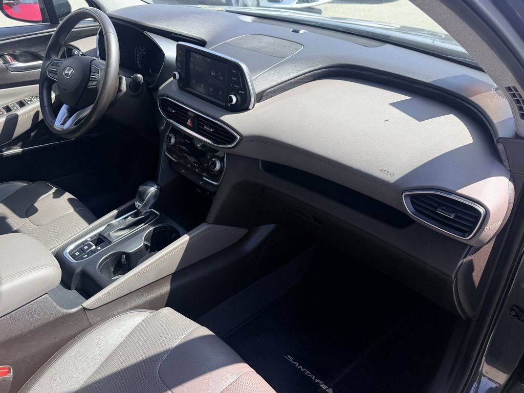 Used 2020 Hyundai Santa Fe SEL w/ Convenience + Premium Package FWD image 9