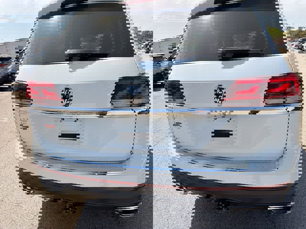 Used 2022 Volkswagen Atlas SE image 7